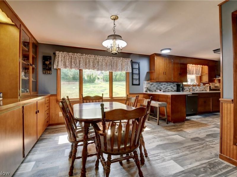 2510 Willow Brook Drive NW, Dover, OH 44622 Photo 9