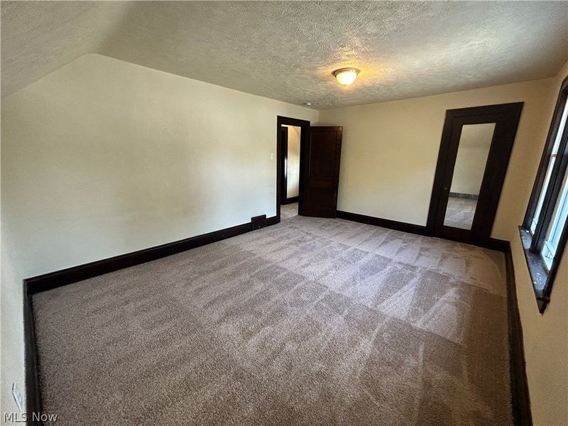 1178 Tampa Avenue, Akron, OH 44314 Photo 10