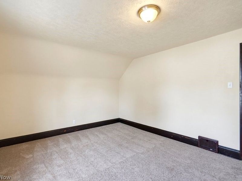 1178 Tampa Avenue, Akron, OH 44314 Photo 14