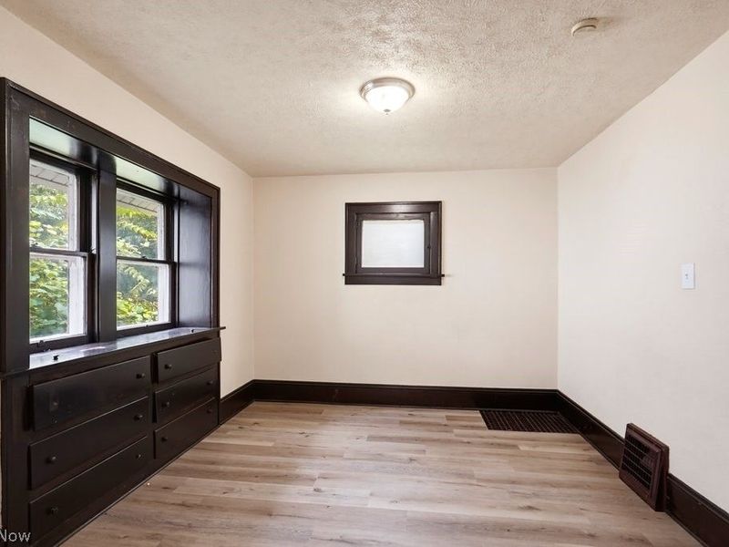 1178 Tampa Avenue, Akron, OH 44314 Photo 9