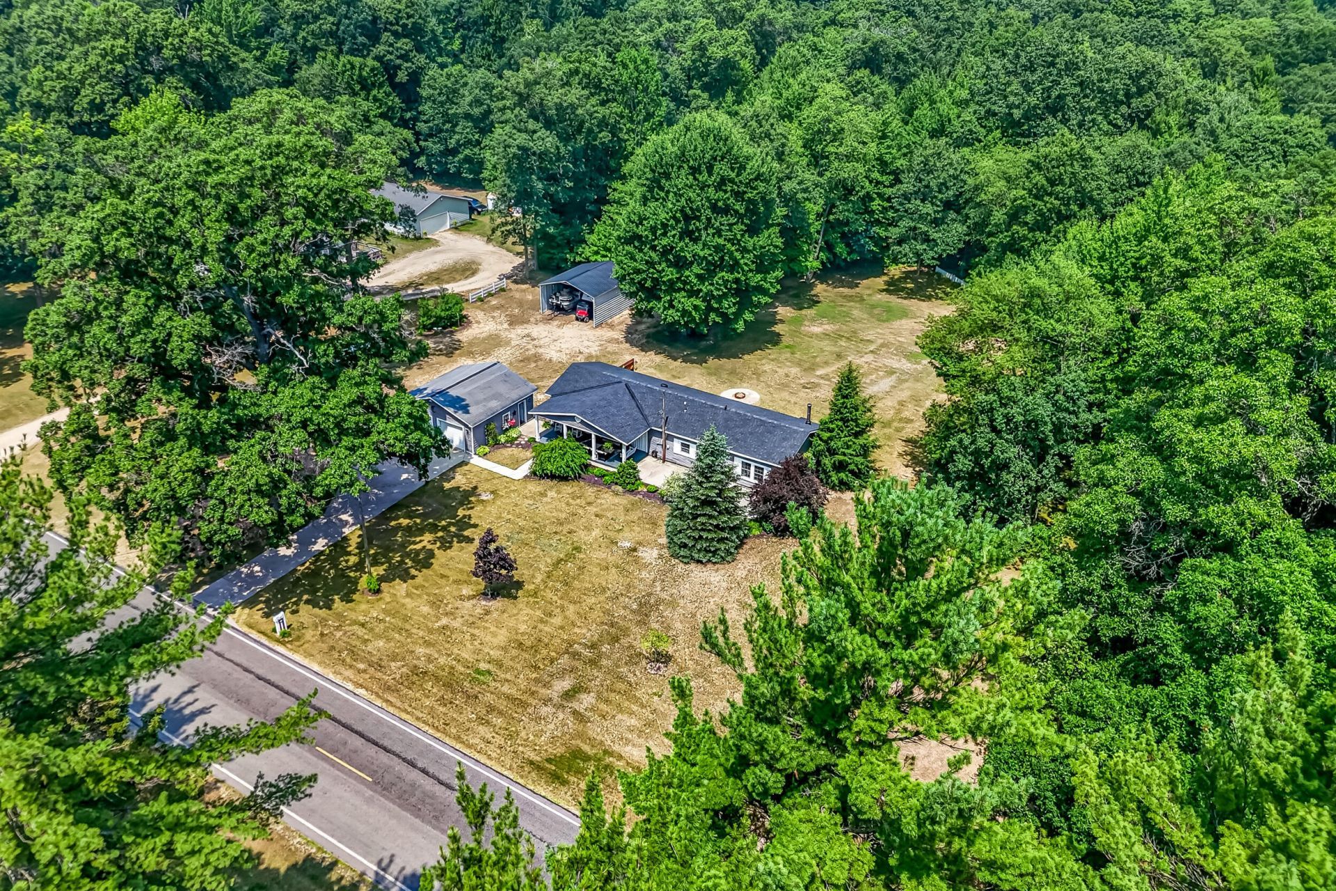 3030 W Webster Road, Montague, MI 49437 Main Photo