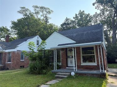 19674 Irvington Street, Detroit, MI 48203