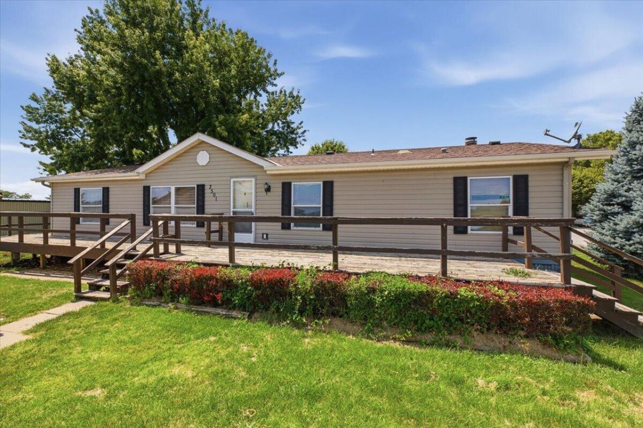 3501 Scott Drive, Council Bluffs, IA 51501 Main Photo