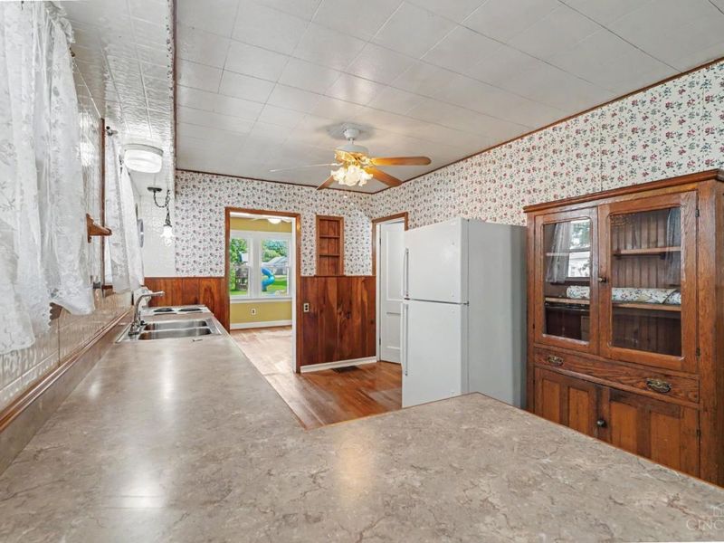207 W Plum Street, Georgetown, OH 45121 Photo 6