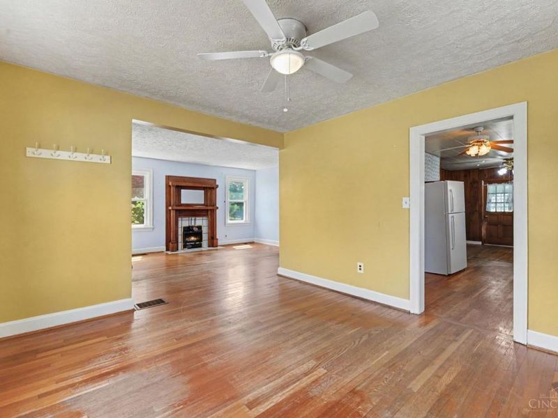207 W Plum Street, Georgetown, OH 45121 Photo 9