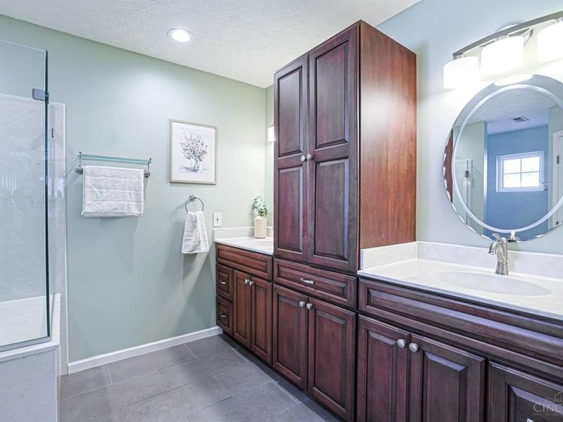 6692 Falling Leaves Court, Mason, OH 45040 Photo 25