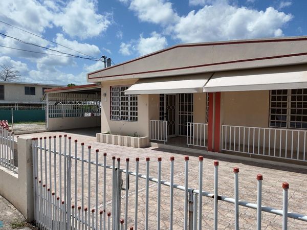 55 CALLE FANGO, BO FACTOR I, Arecibo, PR 00612