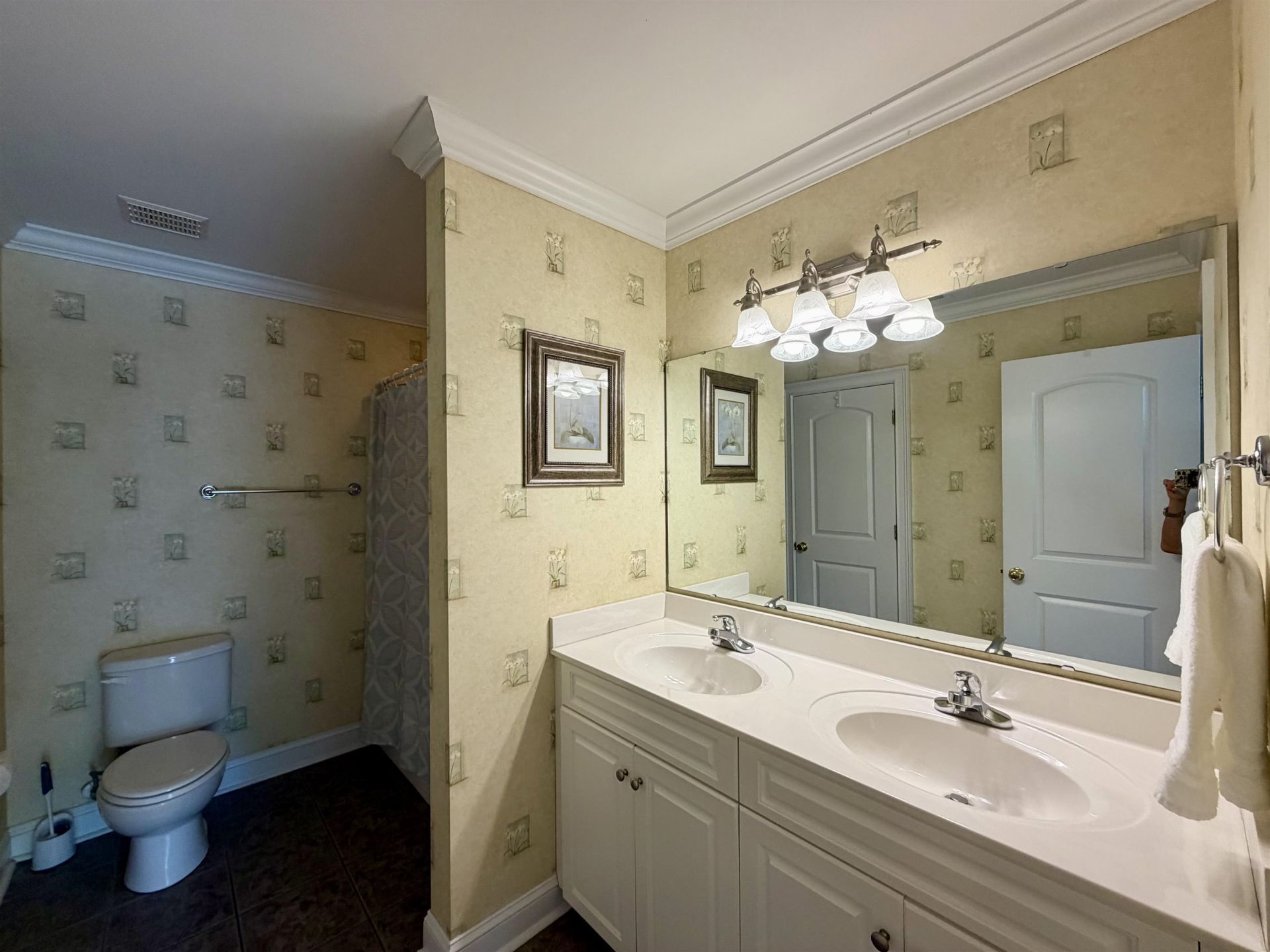129 Georges Bay Rd.  Photo 33