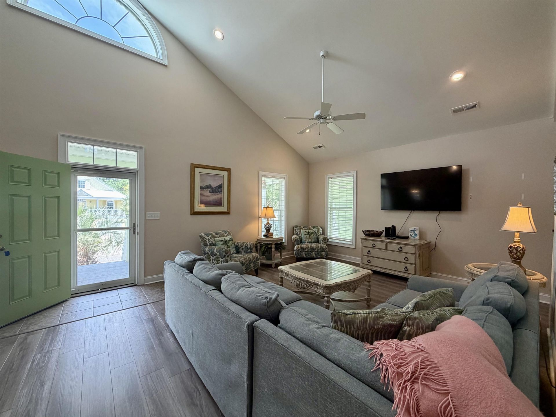 129 Georges Bay Rd.  Photo 9