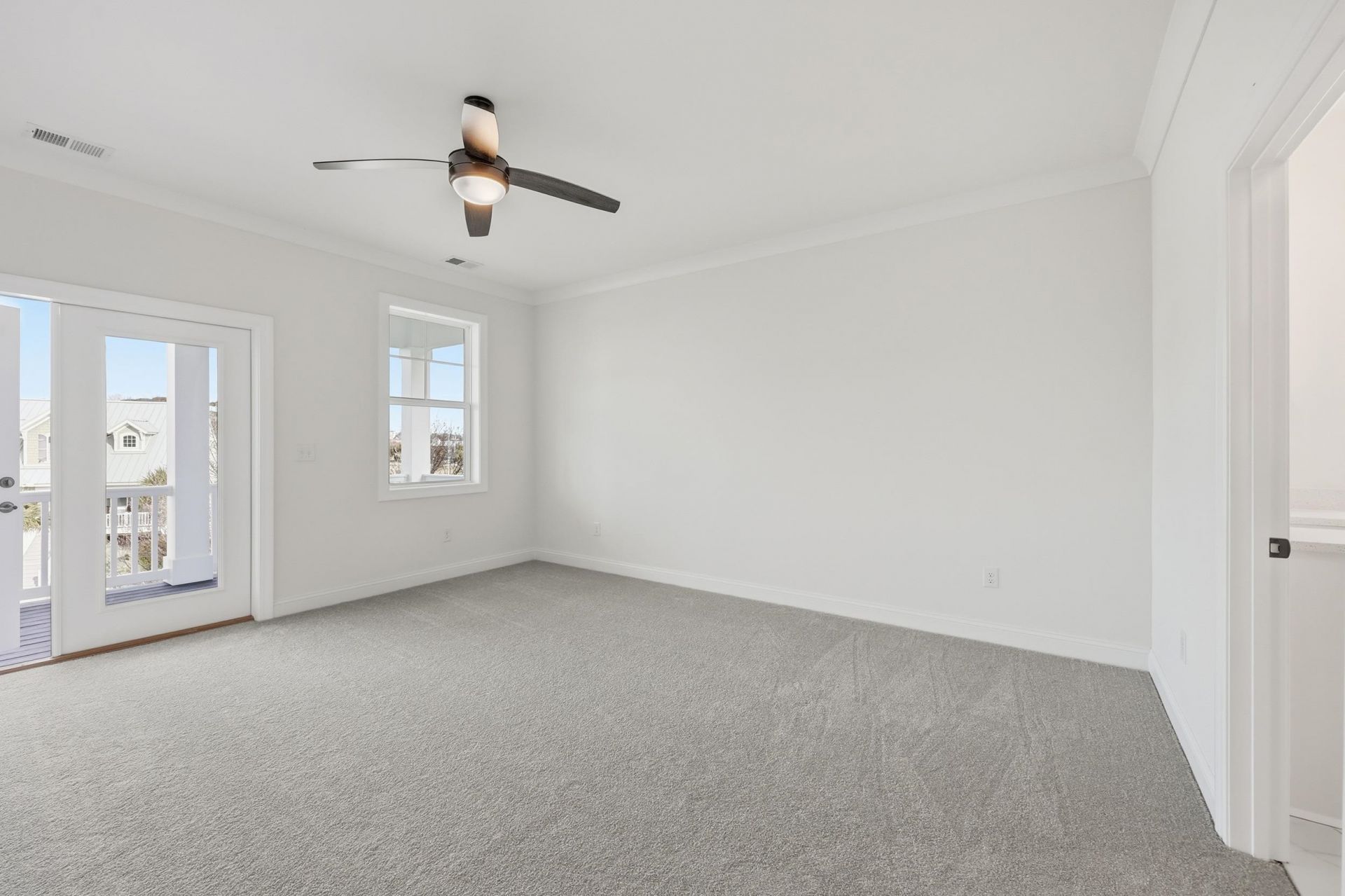 1310 Battery Park Dr.  Photo 17