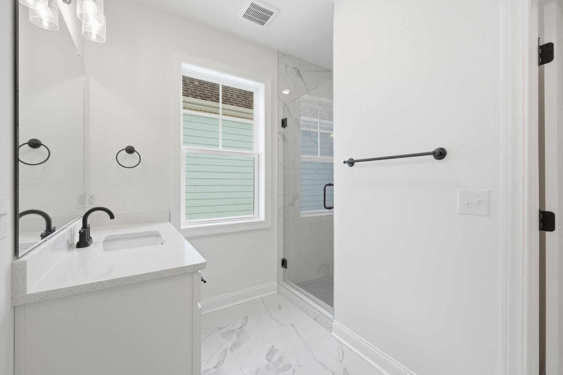 1310 Battery Park Dr.  Photo 19