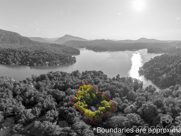 174 Laurel Lane, Lake Lure, NC 28746