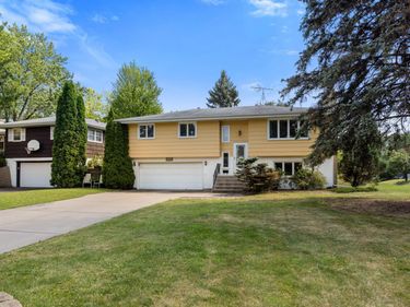 3830 Idaho Avenue N, Crystal, MN 55427