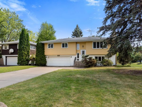 3830 Idaho Avenue N, Crystal, MN 55427
