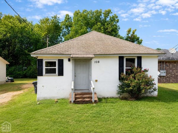 108 W Forrest Street W, Jonesboro, AR 72401