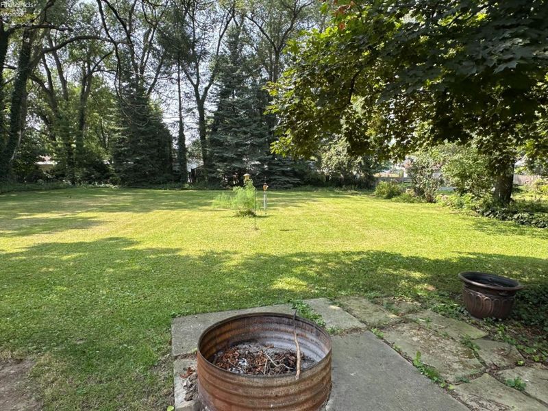 603 W Main St, Bellevue, OH 44811 Photo 12