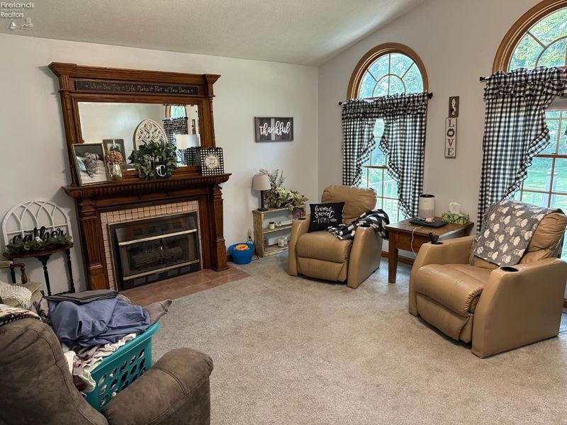 603 W Main St, Bellevue, OH 44811 Photo 16