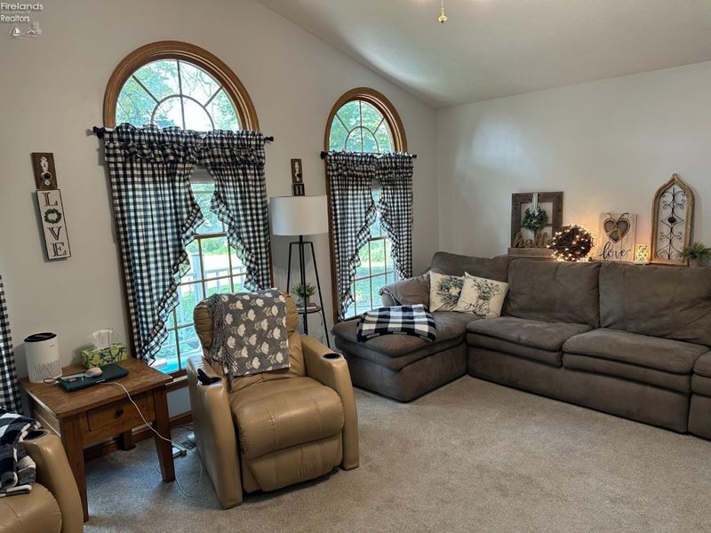 603 W Main St, Bellevue, OH 44811 Photo 17