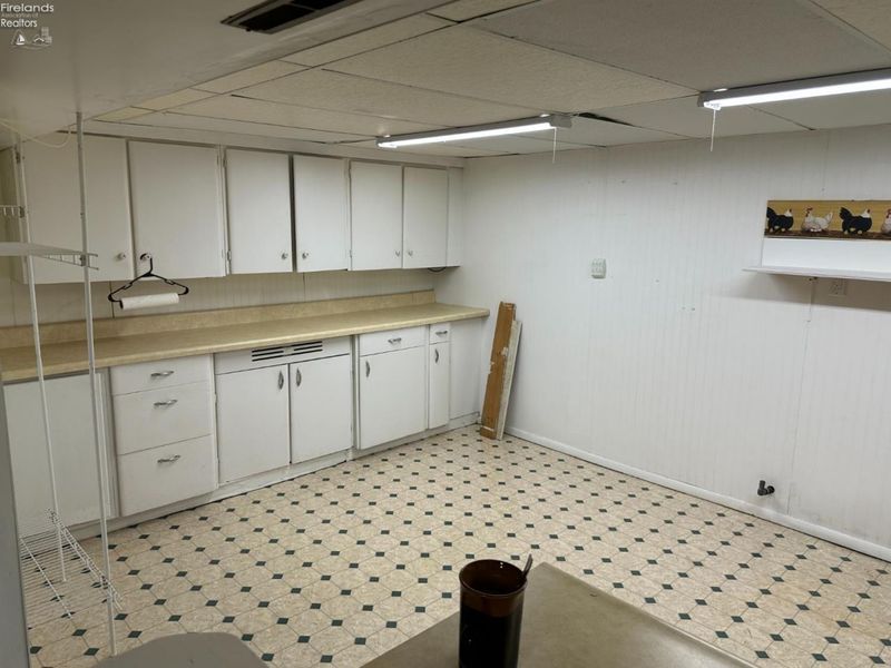 603 W Main St, Bellevue, OH 44811 Photo 37
