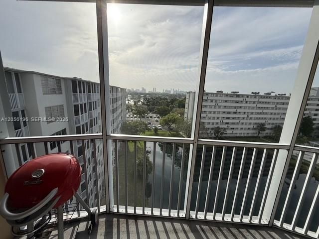 1770 NE 191st St, Unit 808-1, Miami, FL 33179 Photo
