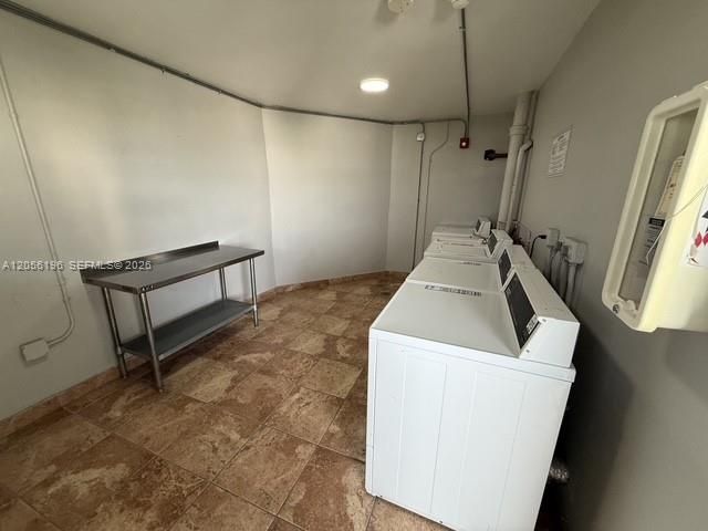 1770 NE 191st St, Unit 808-1, Miami, FL 33179 Photo