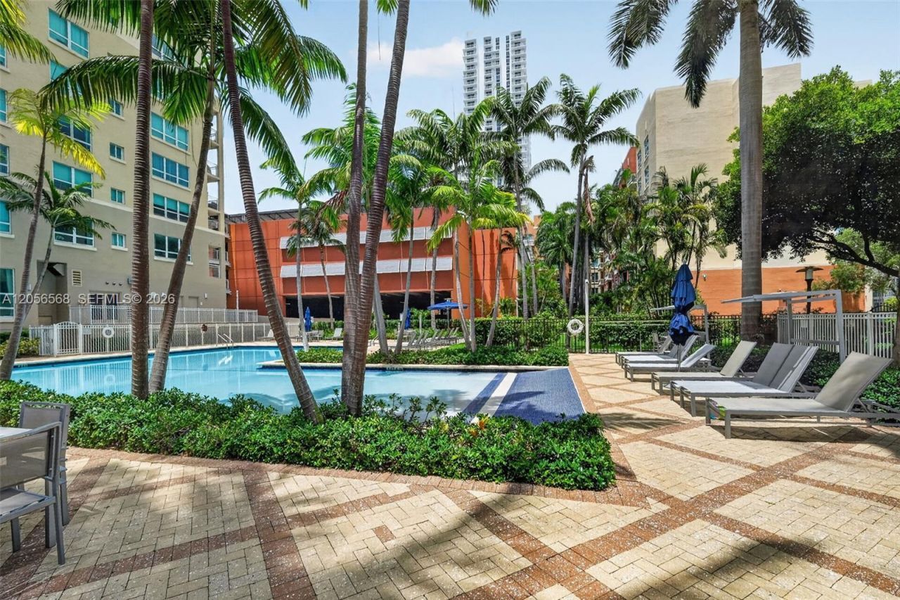 2000 N Bayshore Dr, Unit 306, Miami, FL 33137 Photo