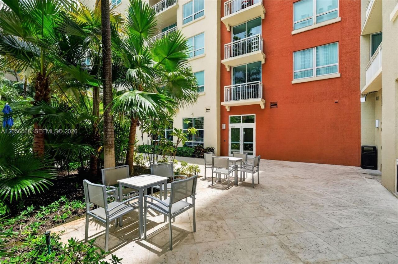 2000 N Bayshore Dr, Unit 306, Miami, FL 33137 Photo