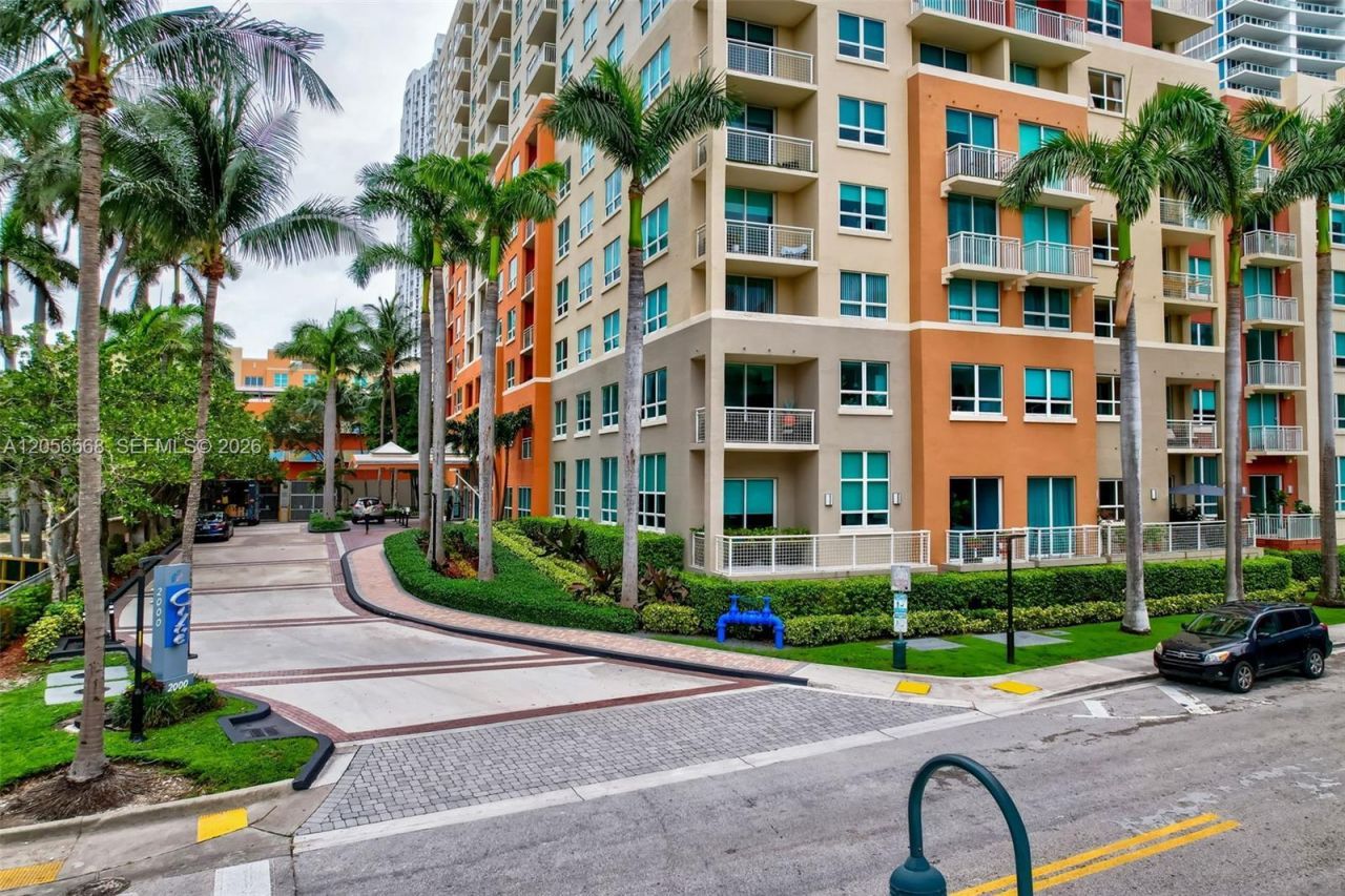 2000 N Bayshore Dr, Unit 306, Miami, FL 33137 Photo