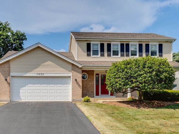 1636 Green River Drive , Schaumburg, IL 60194