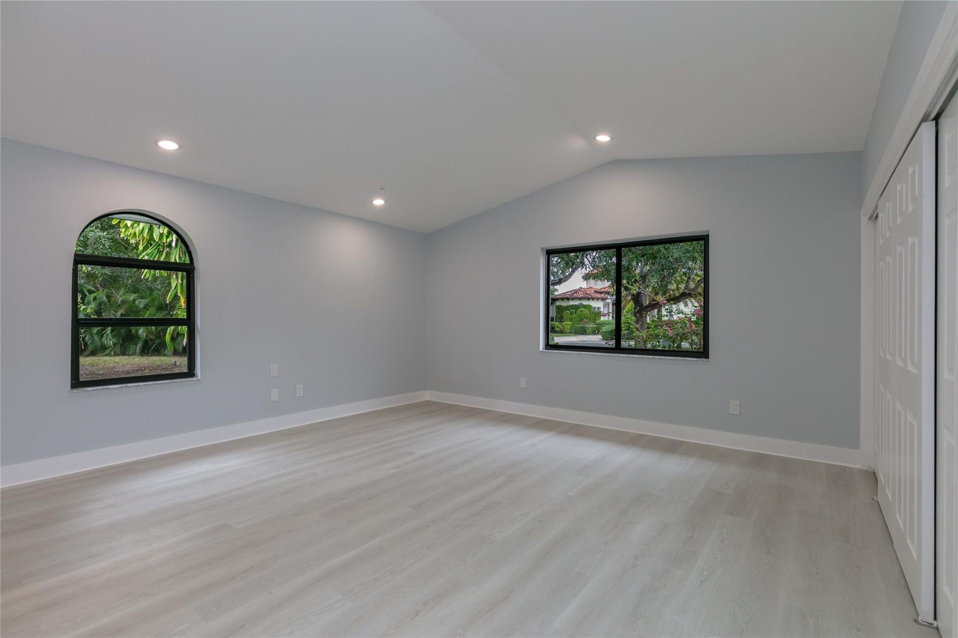 13401 SW 83rd Avenue, Pinecrest, FL 33156 Photo