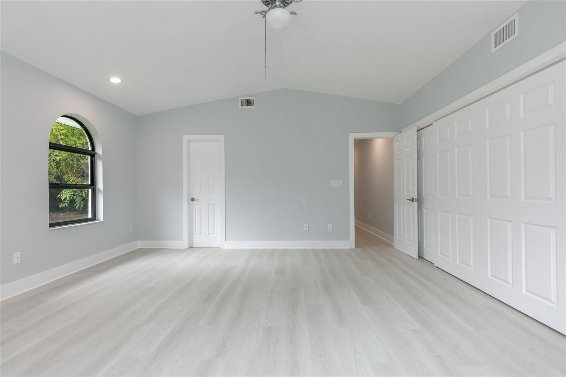 13401 SW 83rd Avenue, Pinecrest, FL 33156 Photo
