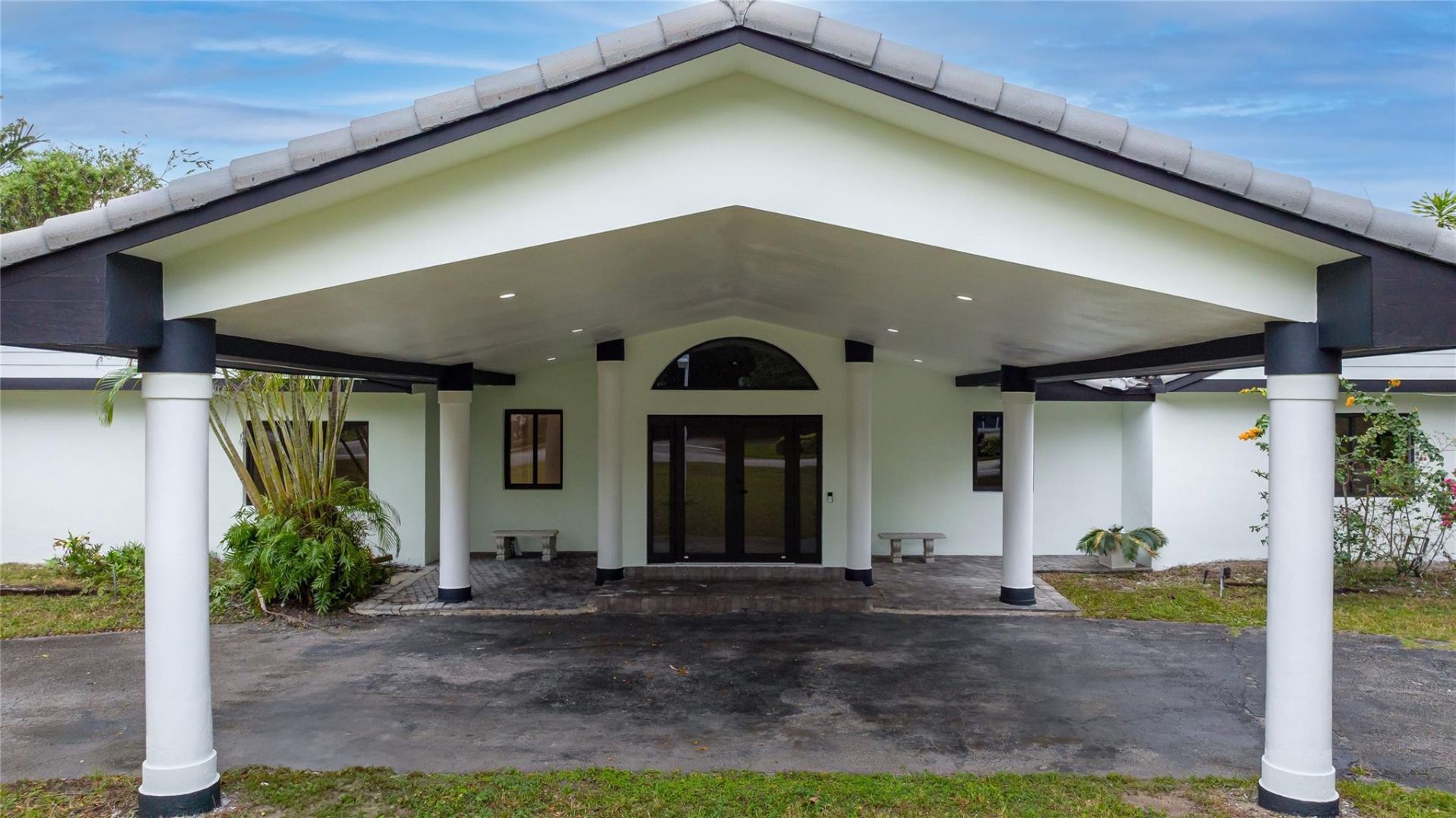 13401 SW 83rd Avenue, Pinecrest, FL 33156 Photo
