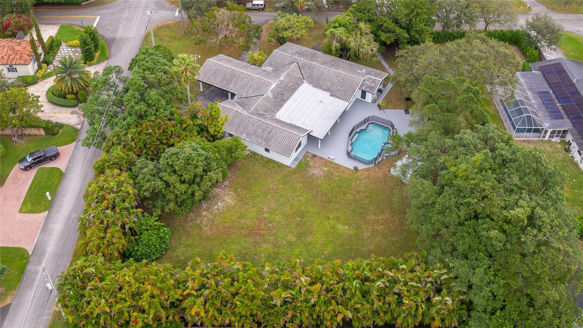 13401 SW 83rd Avenue, Pinecrest, FL 33156 Photo