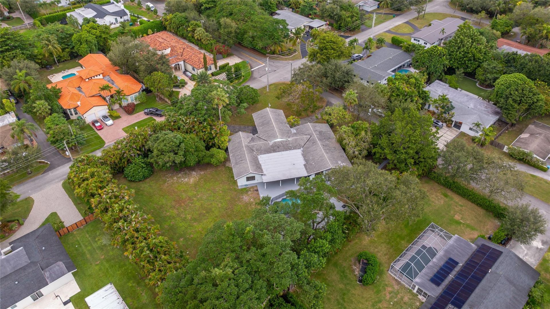 13401 SW 83rd Avenue, Pinecrest, FL 33156 Photo