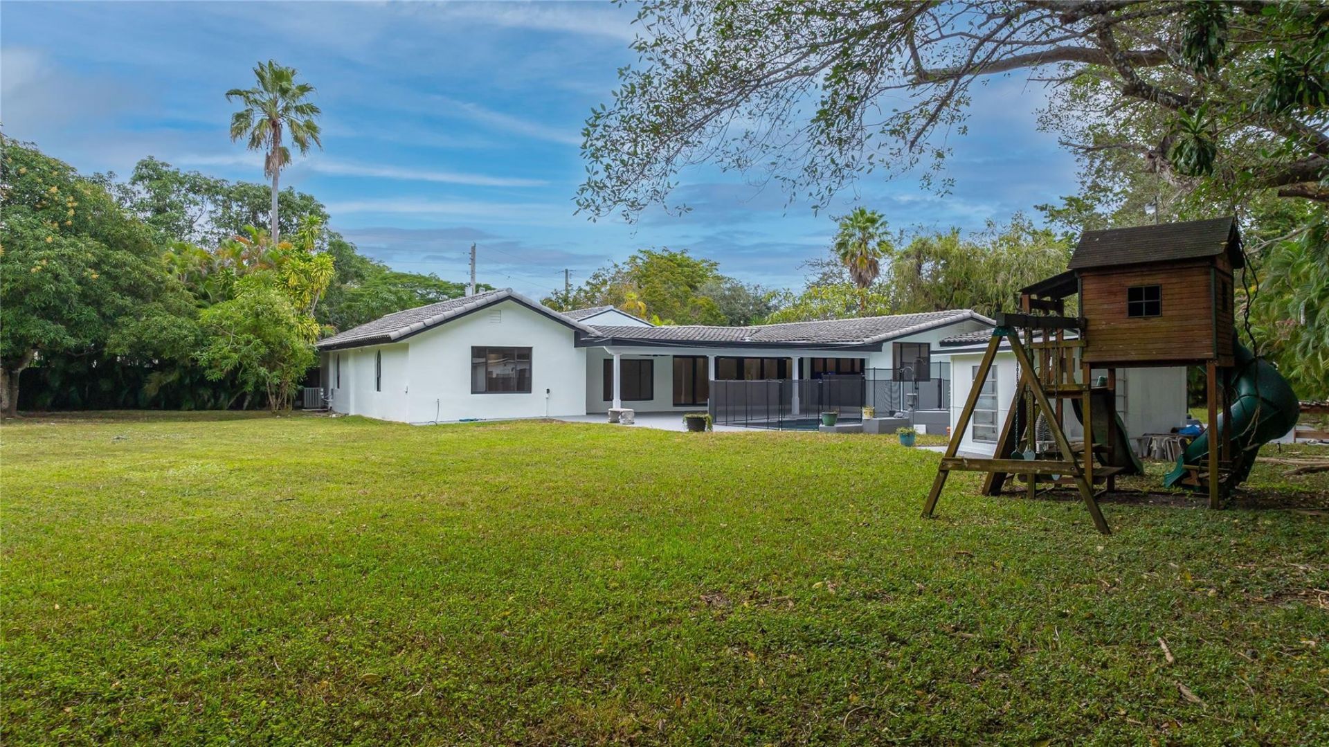 13401 SW 83rd Avenue, Pinecrest, FL 33156 Photo