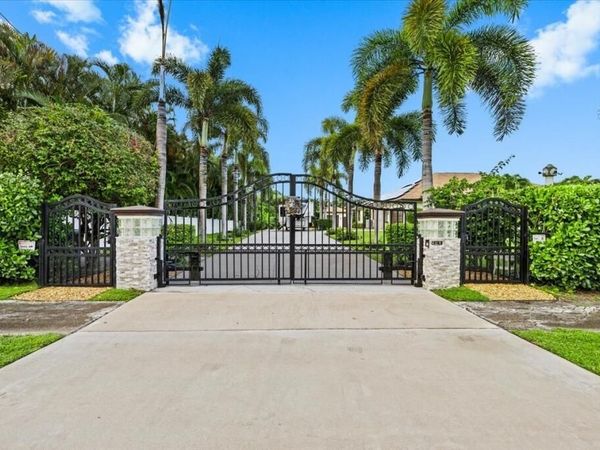 17433 Hamlin Boulevard, Loxahatchee, FL 33470