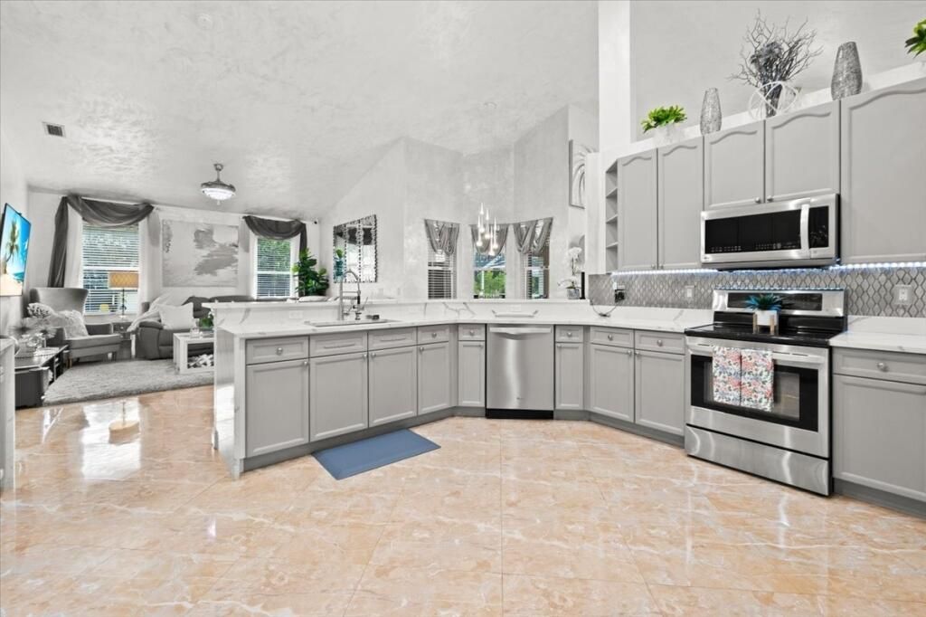 17433 Hamlin Boulevard, Loxahatchee, FL 33470 Photo