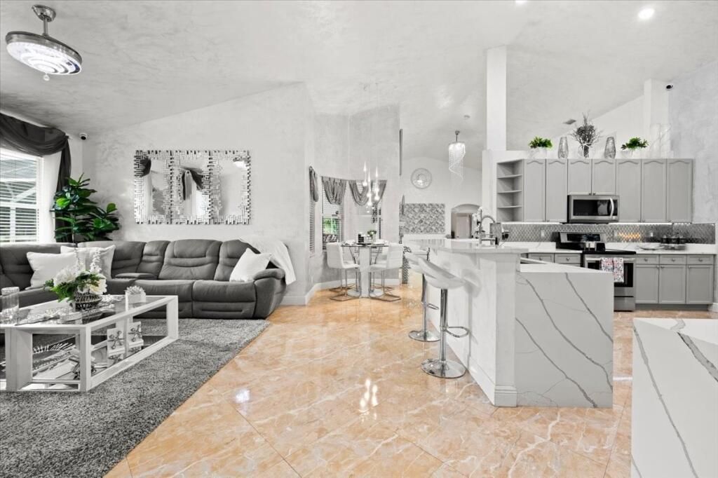 17433 Hamlin Boulevard, Loxahatchee, FL 33470 Photo