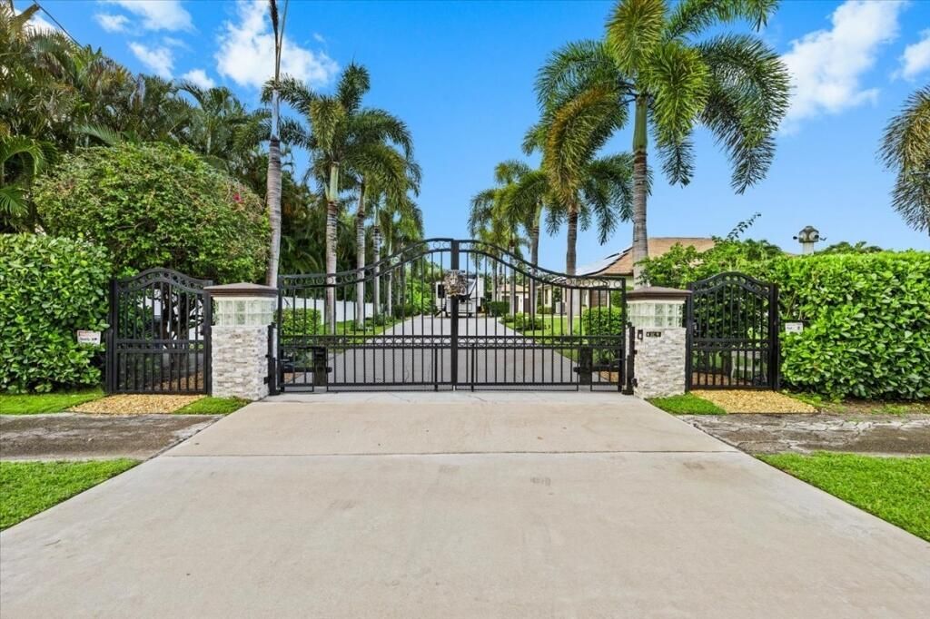 17433 Hamlin Boulevard, Loxahatchee, FL 33470 Photo