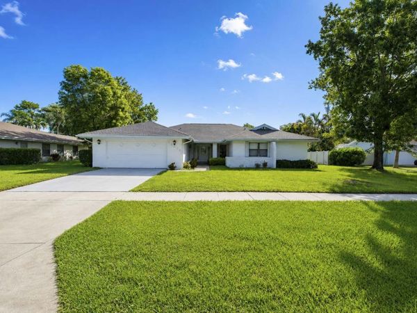 12403 Westhall Place, Wellington, FL 33414