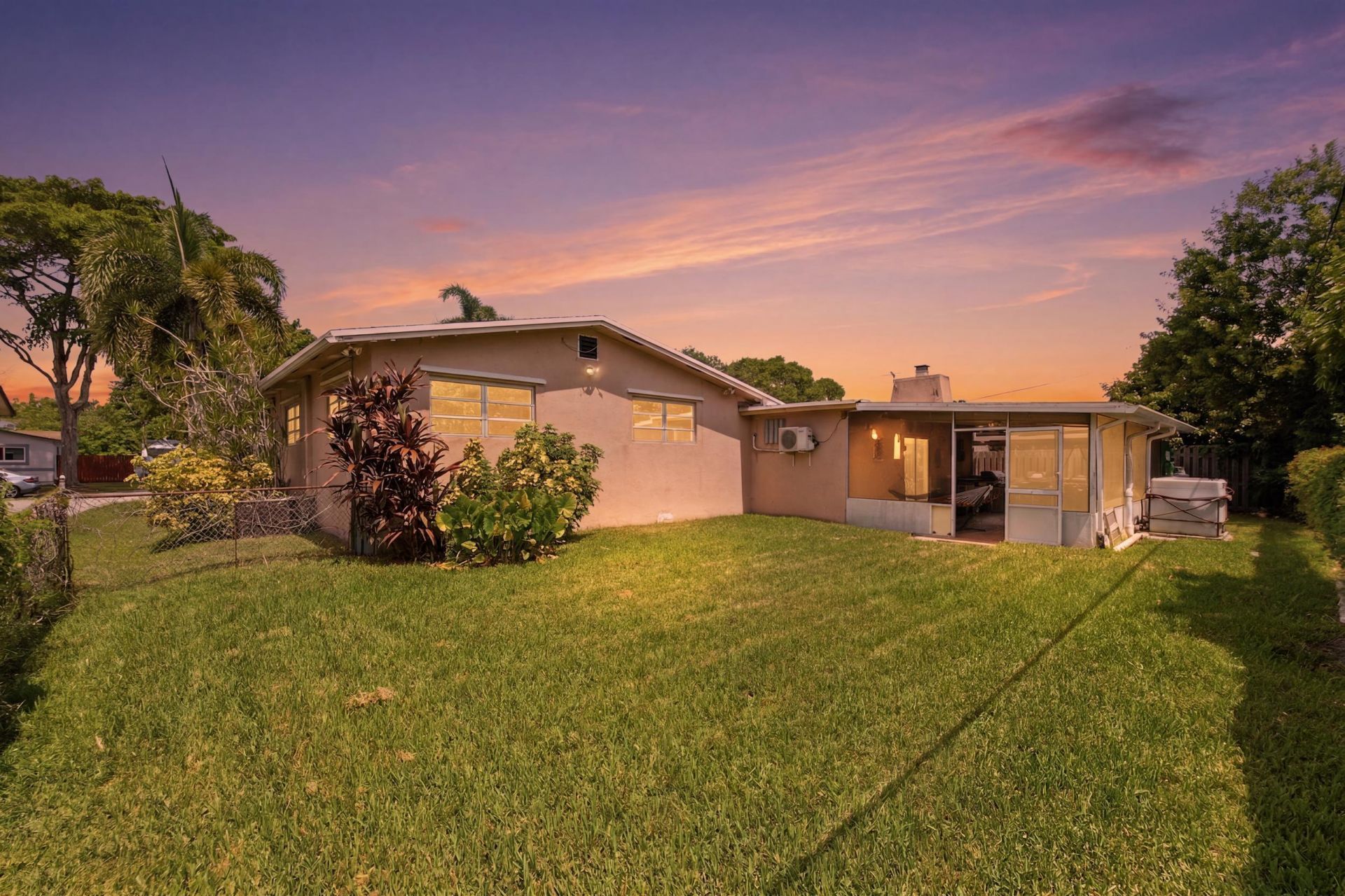4930 SW 90th Way, Cooper City, FL 33328 Photo