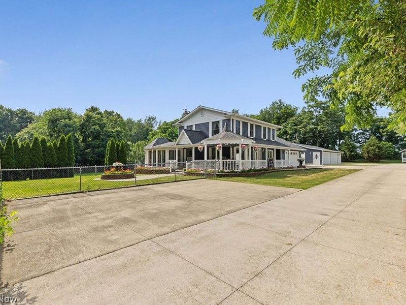 2151 Beach Drive, Akron, OH 44312 Photo 2
