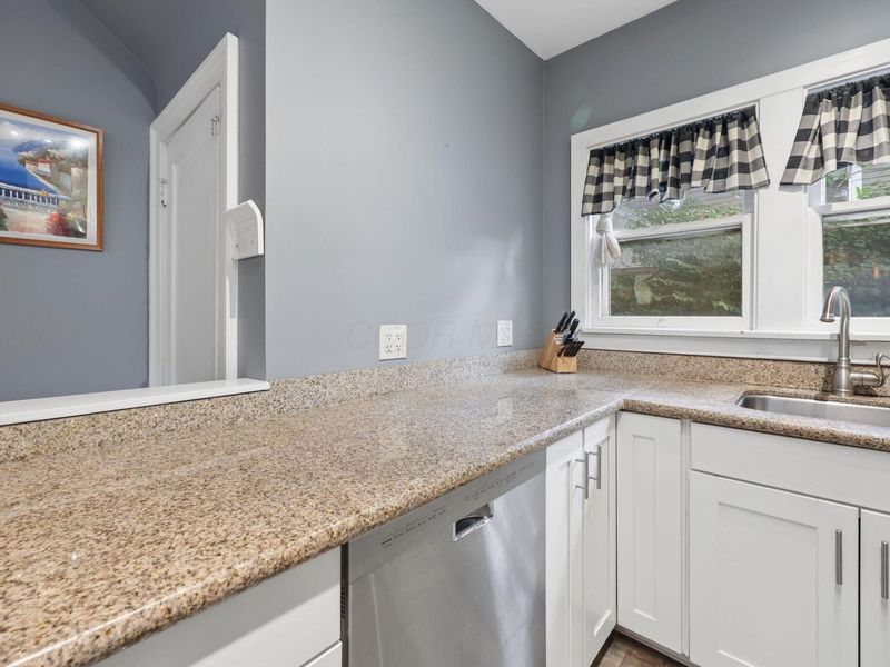 111 Webster Park Avenue, Columbus, OH 43214 Photo 18