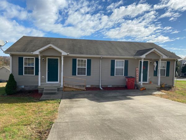 944 Kingsbury Dr, Unit B, Clarksville, TN 37040