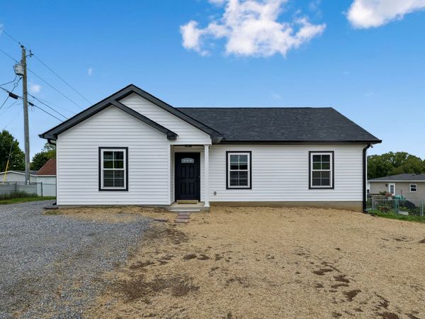 102 Hills St, Woodbury, TN 37190