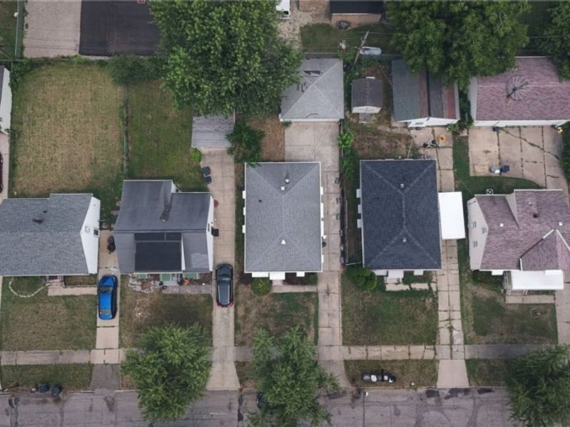 11820 Guardian Boulevard, Cleveland, OH 44135 Photo 18