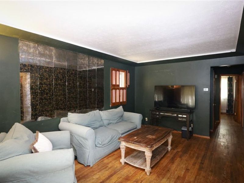11820 Guardian Boulevard, Cleveland, OH 44135 Photo 2