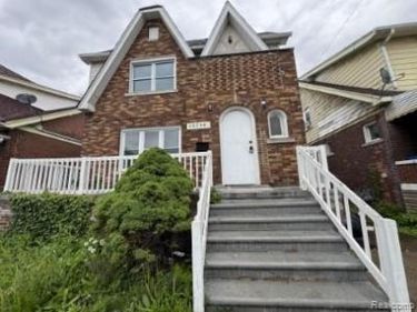 15758 Wisconsin Street, Detroit, MI 48238