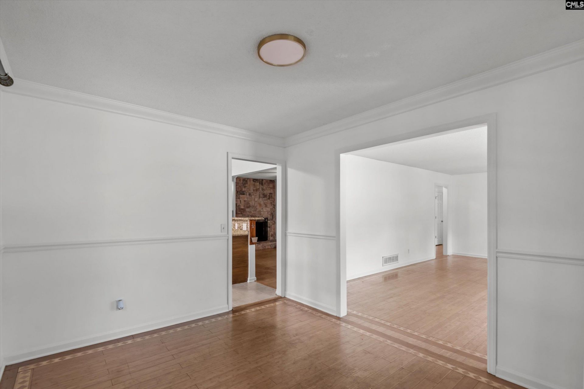 1323 Redwood Drive Photo 10