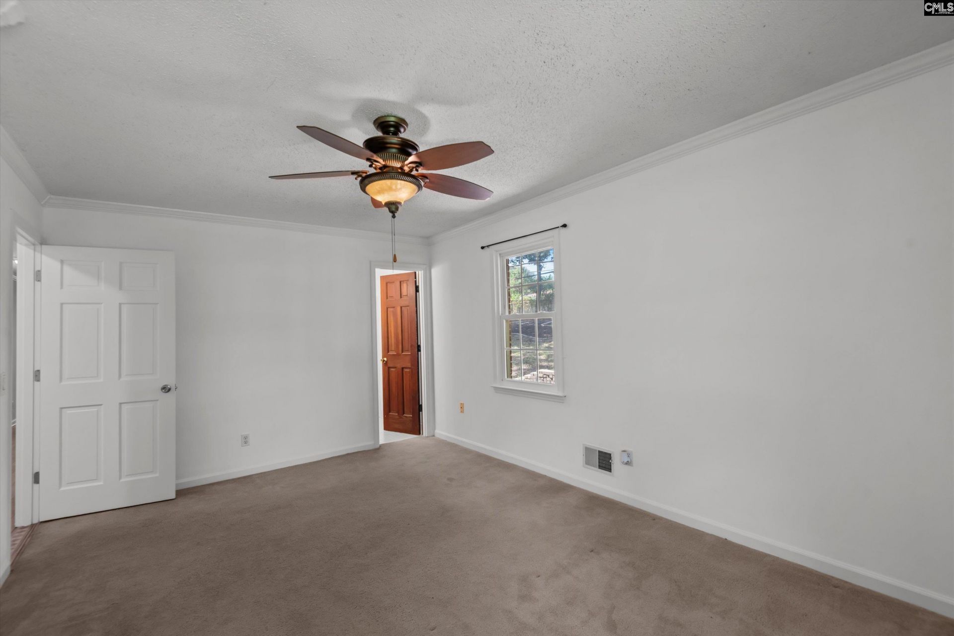 1323 Redwood Drive Photo 18